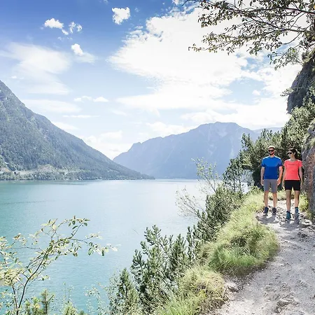 Daire Fruehstueckspension Karwendel *