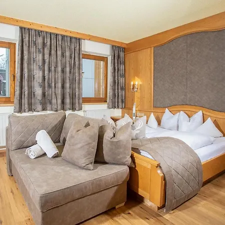 Appartement Fruehstueckspension Karwendel