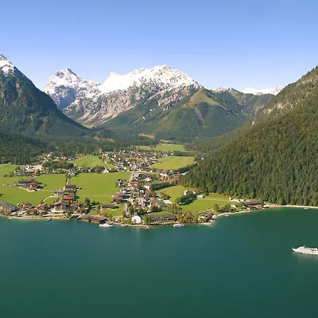 Fruehstueckspension Karwendel דירה פרטיסאו