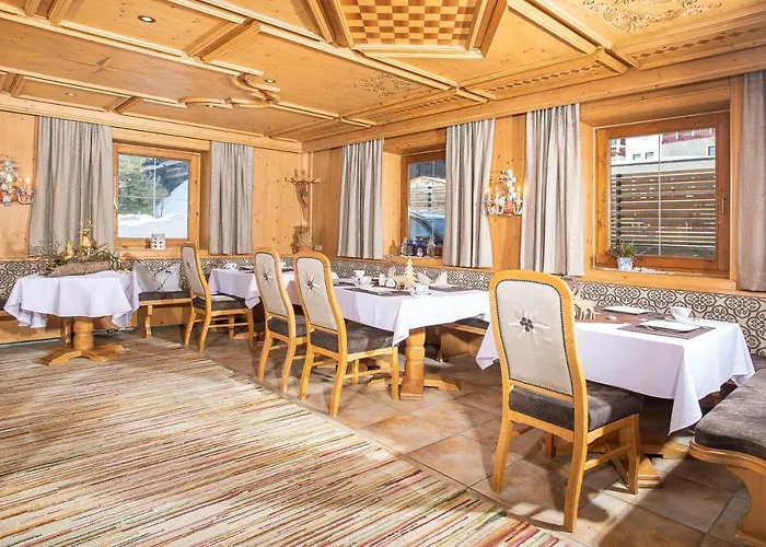 Daire Fruehstueckspension Karwendel Pertisau